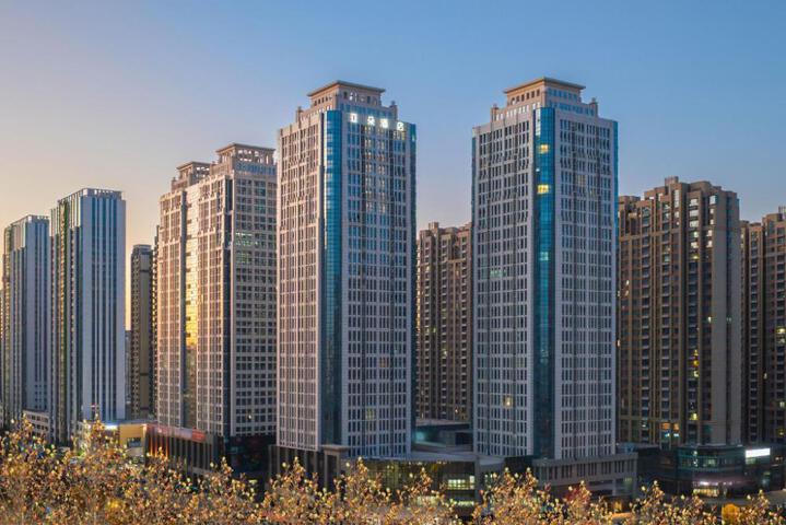 Atour Hotel Xinxiang East Station Pingyuan Road