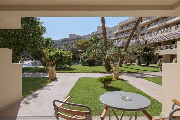 Hotel Exterior 153 of 156