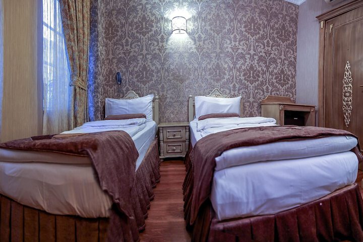 Room 43 of 119