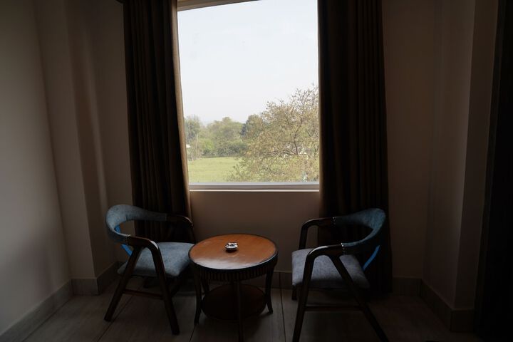 Room 17 of 35