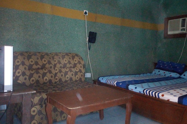Room 2 of 16