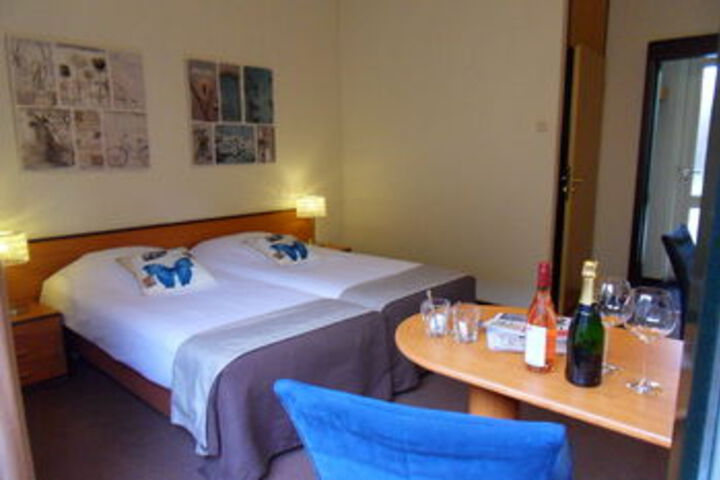 Room 43 of 58