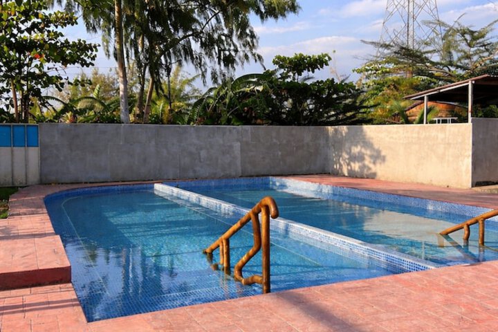 Pool 16 of 20