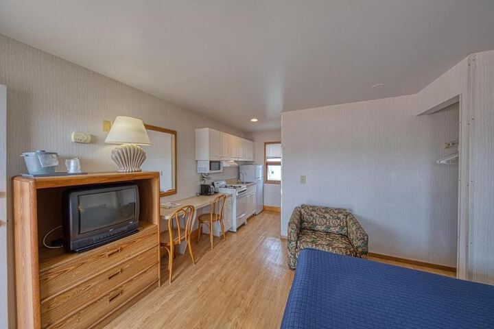 Room 8 of 22