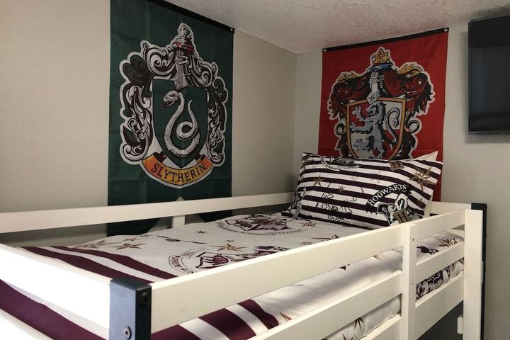 Room 7 of 44