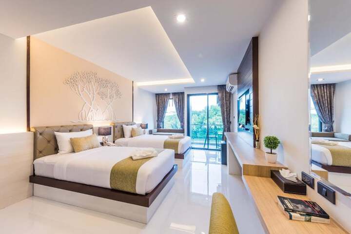 Room 9 of 48