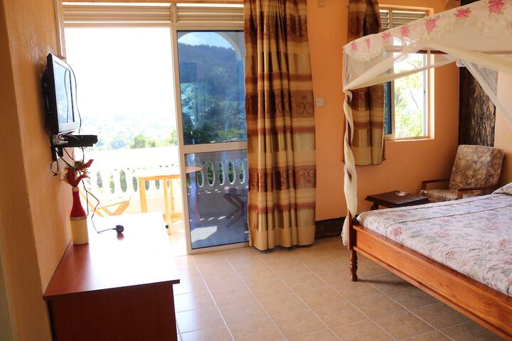Room 7 of 22