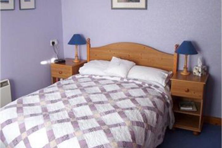 Room 11 of 26