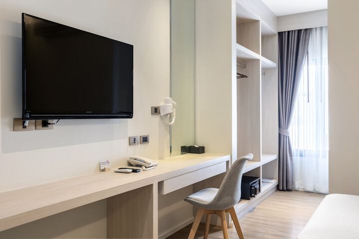 Room 12 of 54