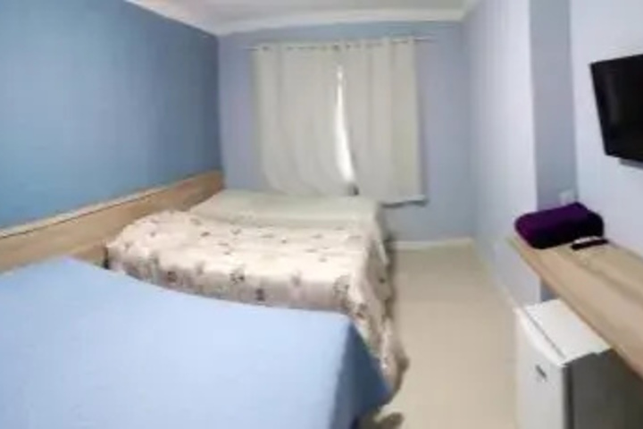Room 3 of 12