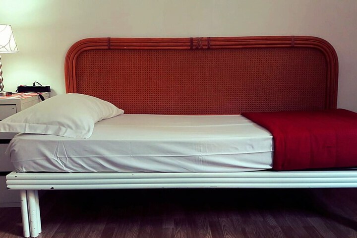 Room 8 of 20