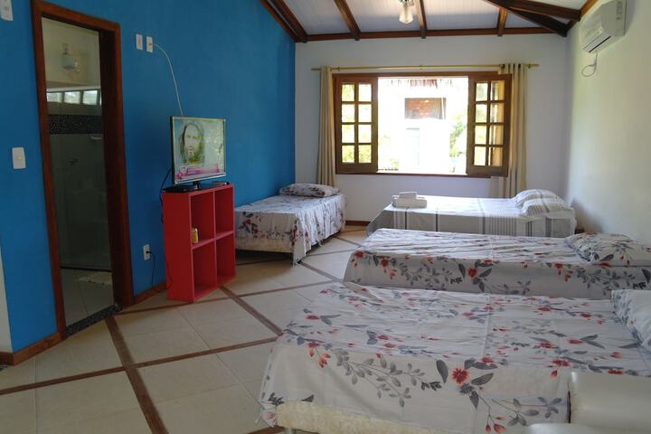 Room 10 of 31