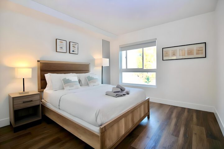 Room 9 of 40