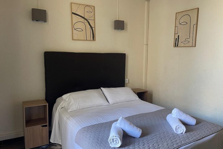 Room 16 of 43