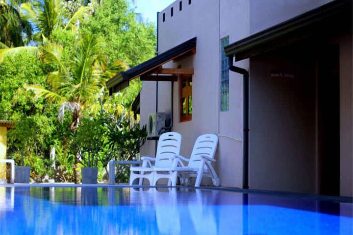 Pool 5 of 6