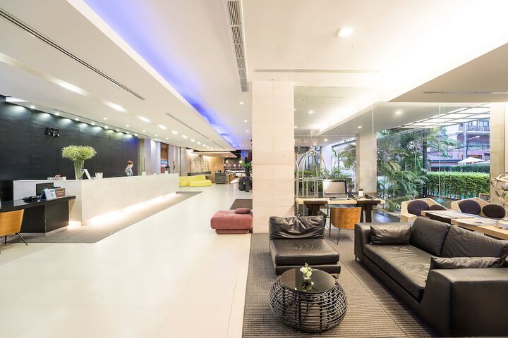 Guest Lobby