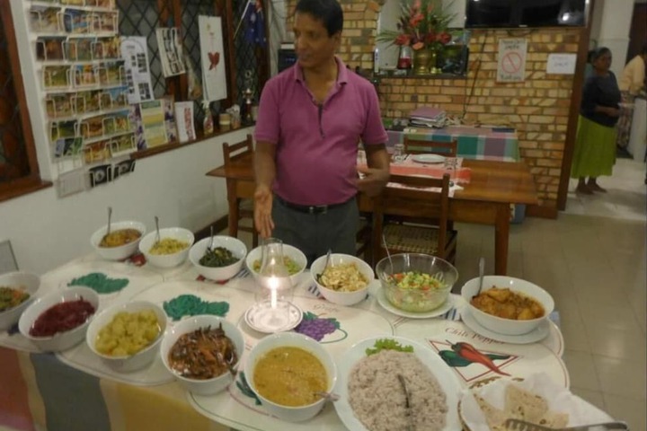 Dining 10 of 14