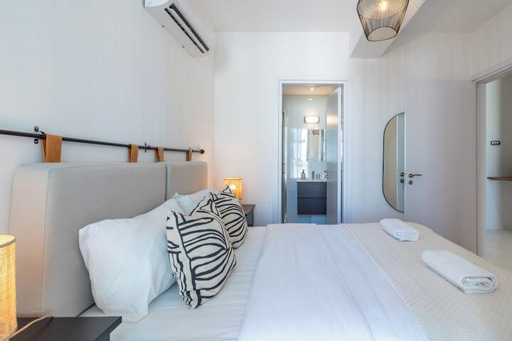 Room 17 of 210