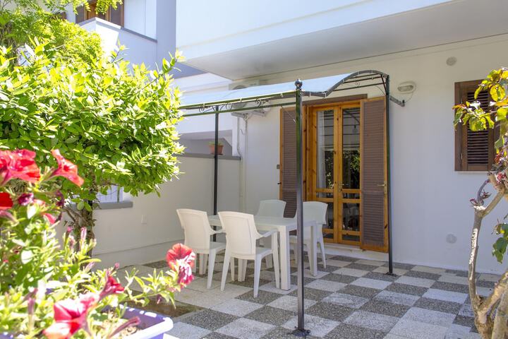Terrace/Patio 13 of 28