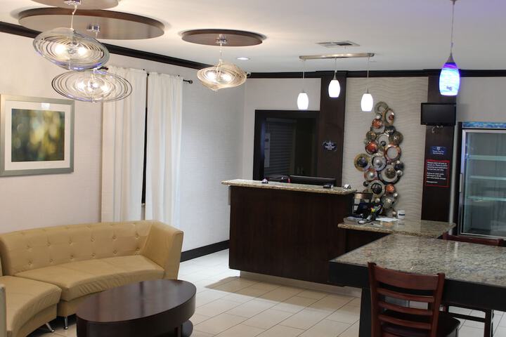 Hotel Interior 4 of 35