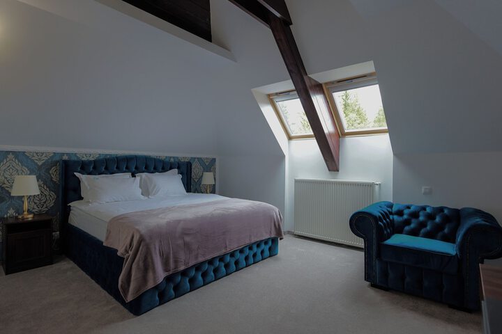 Room 16 of 70