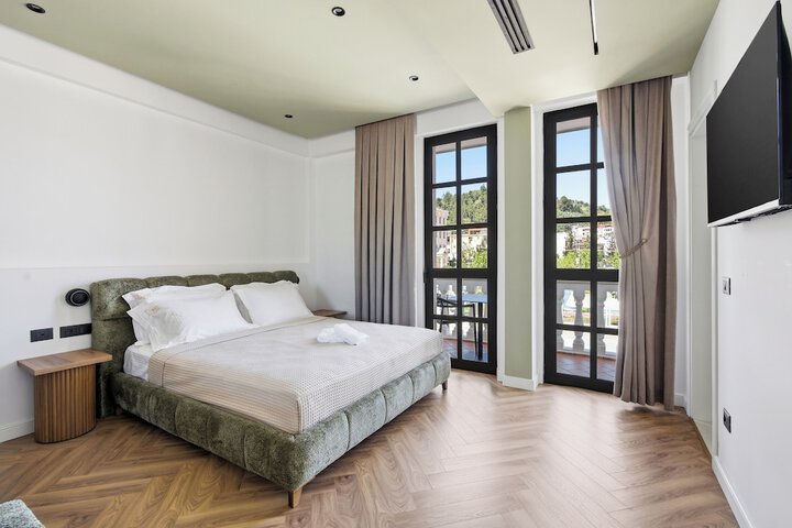 Room 37 of 109