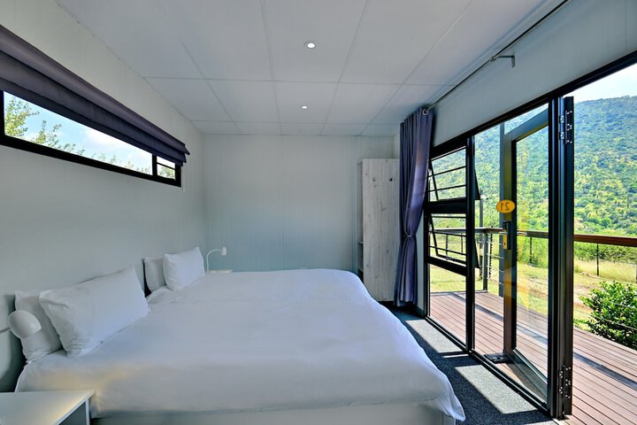 Room 7 of 28
