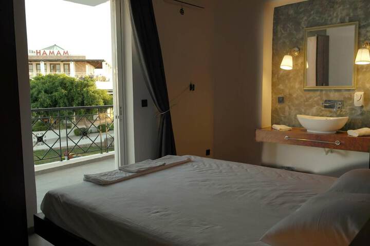 Room 7 of 45