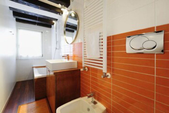 Room 4 of 20