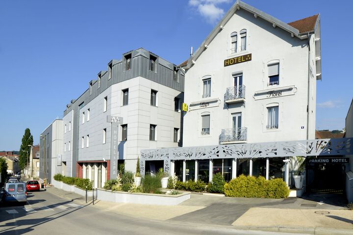 Hotel 73 of 75