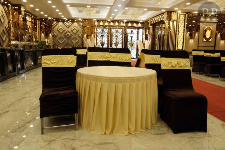 Ballroom/Hall 36 of 43