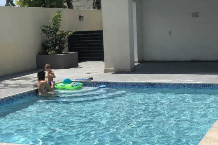 Pool 11 of 20