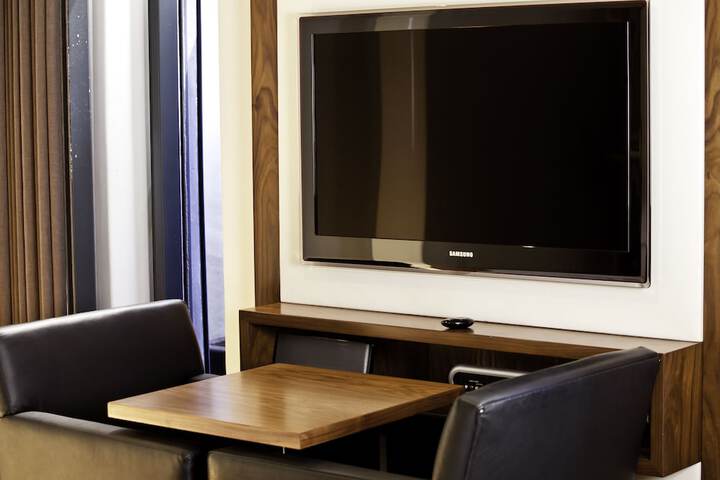 Room 6 of 31