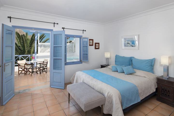 Room 10 of 21