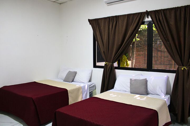 Room 8 of 14