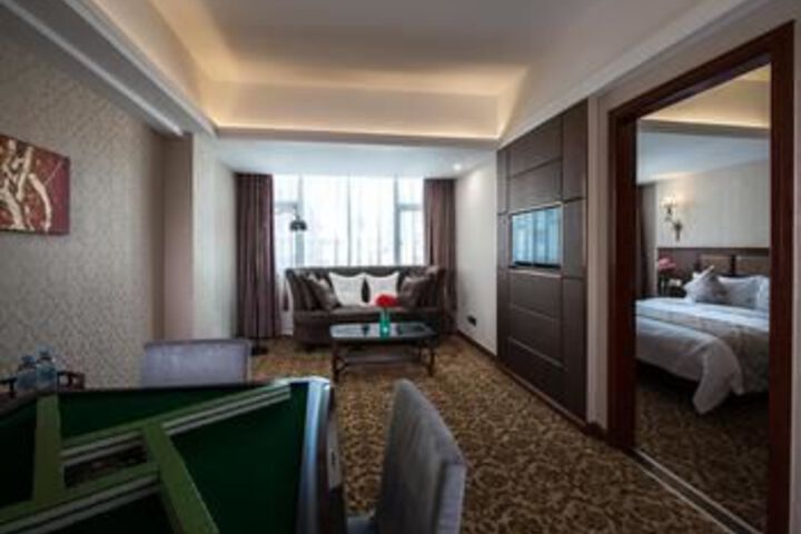 Room 21 of 59