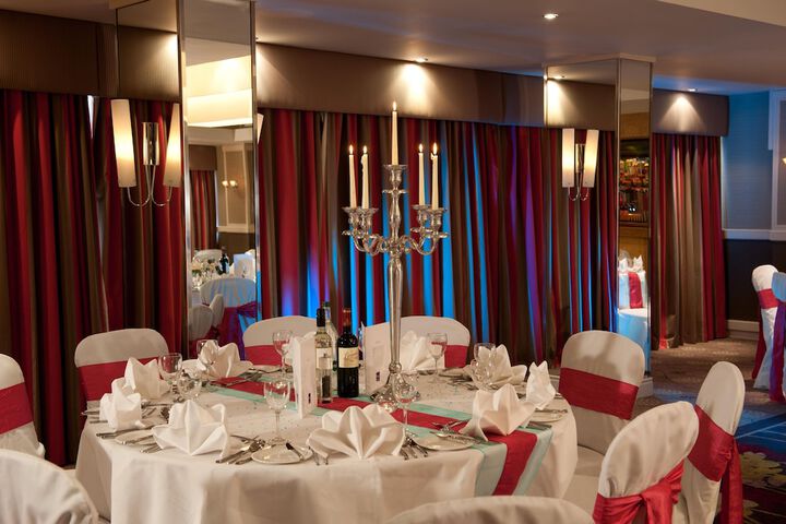 Ballroom/Hall 44 of 52
