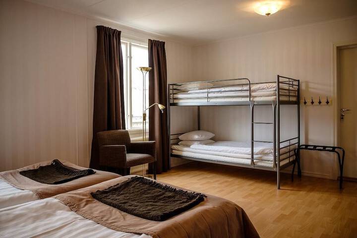 Room 7 of 47