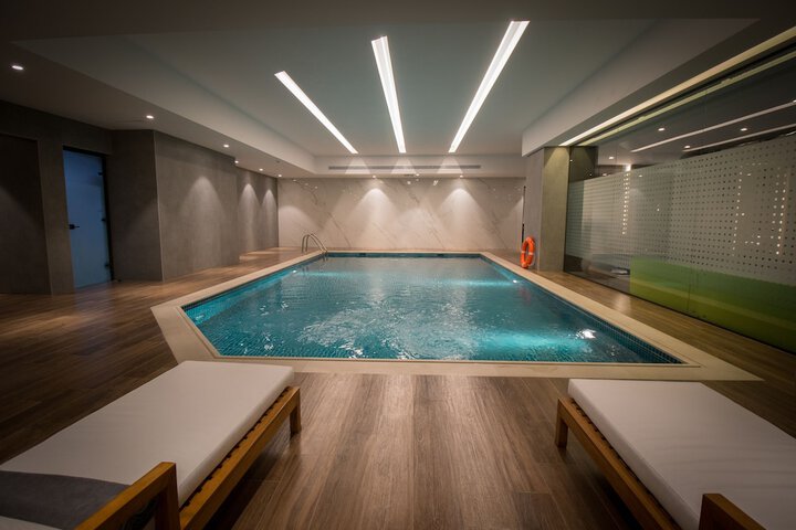 Pool 74 of 132