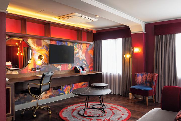Room 15 of 86