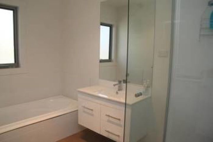 Room 2 of 18