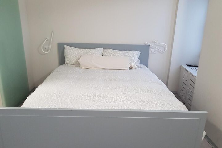 Room 6 of 41