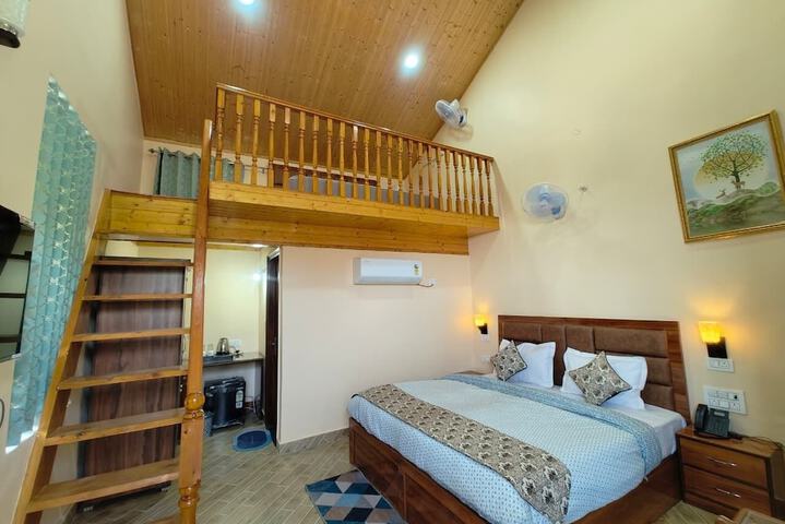 Room 7 of 38