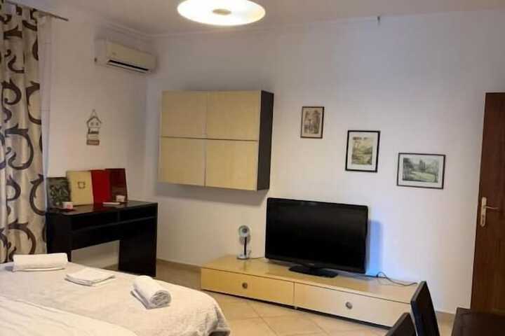 Room 5 of 26