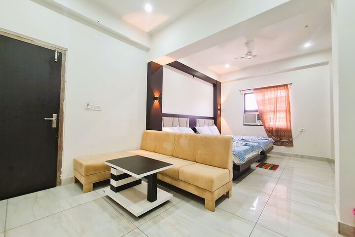 Room 3 of 14