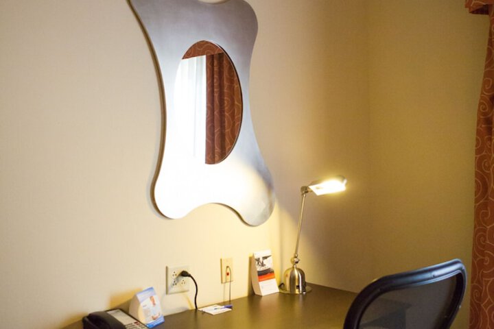 Room amenity