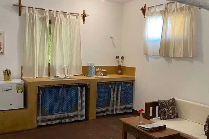 Room 3 of 72