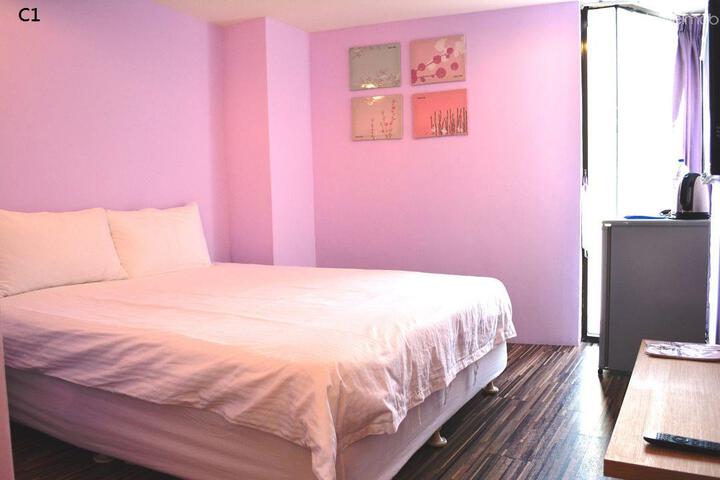Room 3 of 5