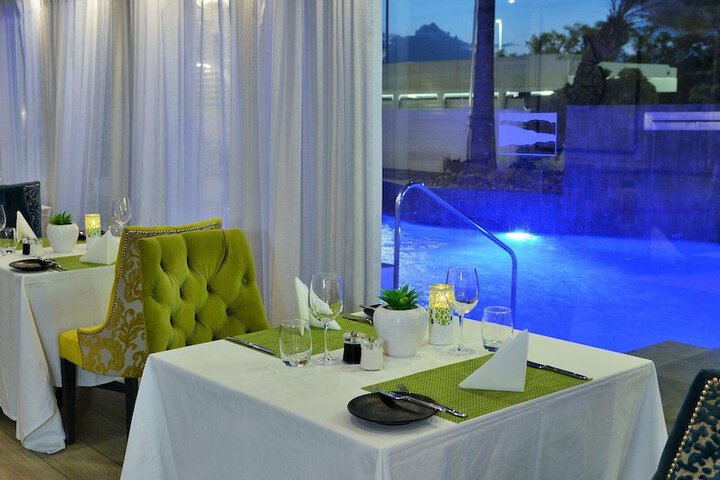 Dining 170 of 242