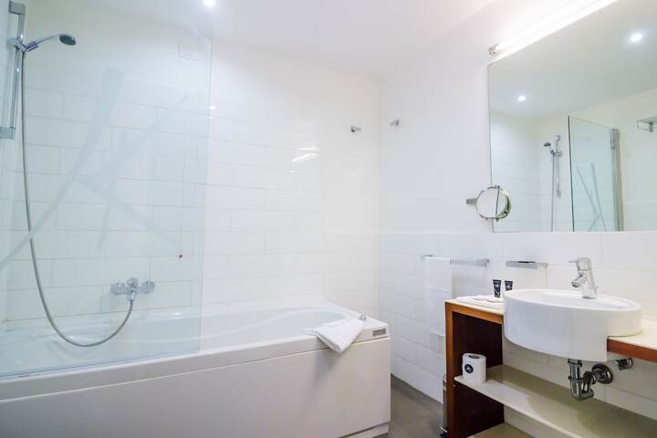 Bath Photo